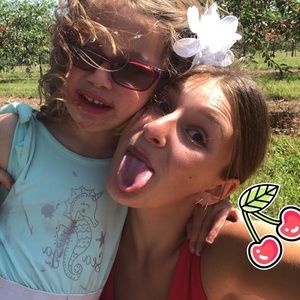 Meet your Posher, Marissa